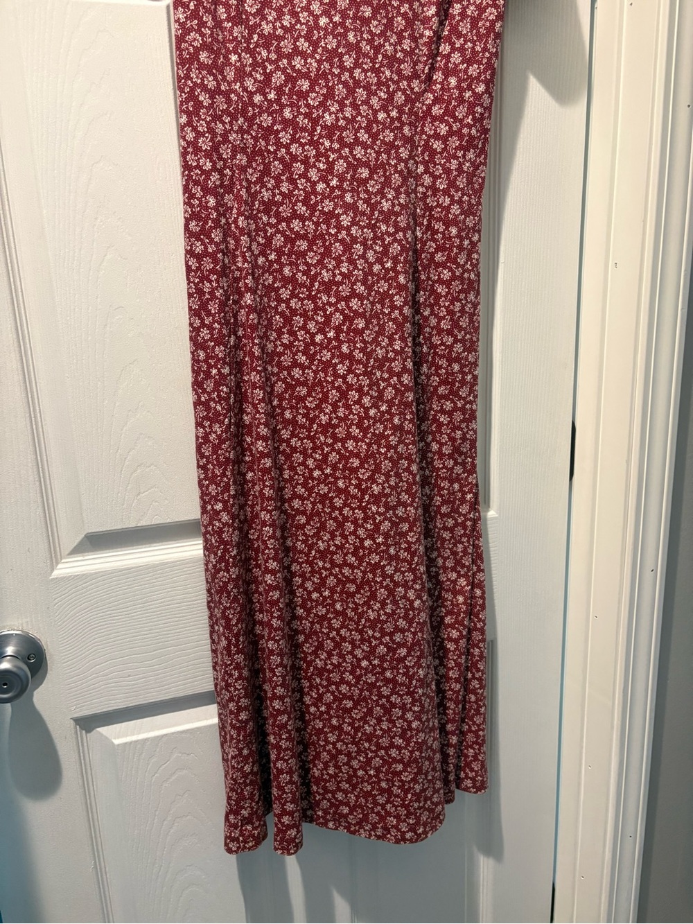 90’s Vintage Floral Maxi Dress in Dusty Rose with White Print - Picture 2 of 8